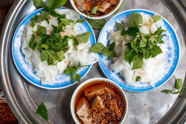 Khách Tây nhận xét: Việt Nam có 1 món vừa rẻ, vừa ngon, hầu như không tìm thấy ở nơi khác- Ảnh 3. Khách Tây nhận xét: Việt Nam có 1 món vừa rẻ, vừa ngon, hầu như không tìm thấy ở nơi khác- Ảnh 3.