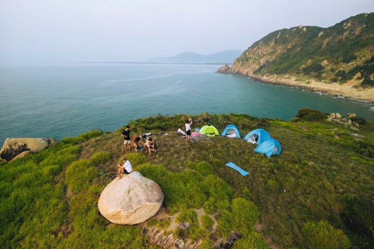 Làng chài hoang sơ quanh Mũi Vi Rồng - 8