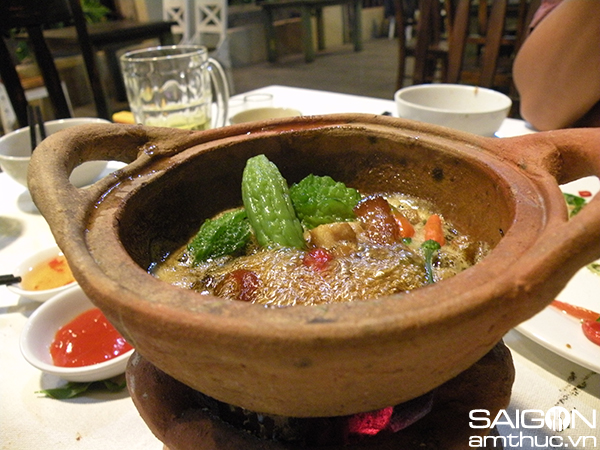 Đắm say mùa mắm - mưa bão