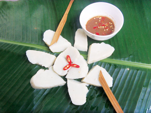 Độc đáo mắm rạm bánh đúc 1