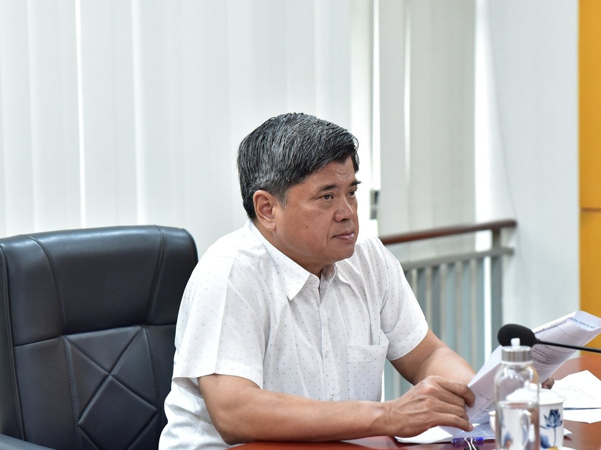 Thứ trưởng Trần Thanh Nam chỉ đạo công tác chuẩn bị Diễn đàn và chuyến thăm thực địa của đoàn công tác 14 Bộ trưởng châu Phi đến Việt Nam. Ảnh: Kiều Chi. 