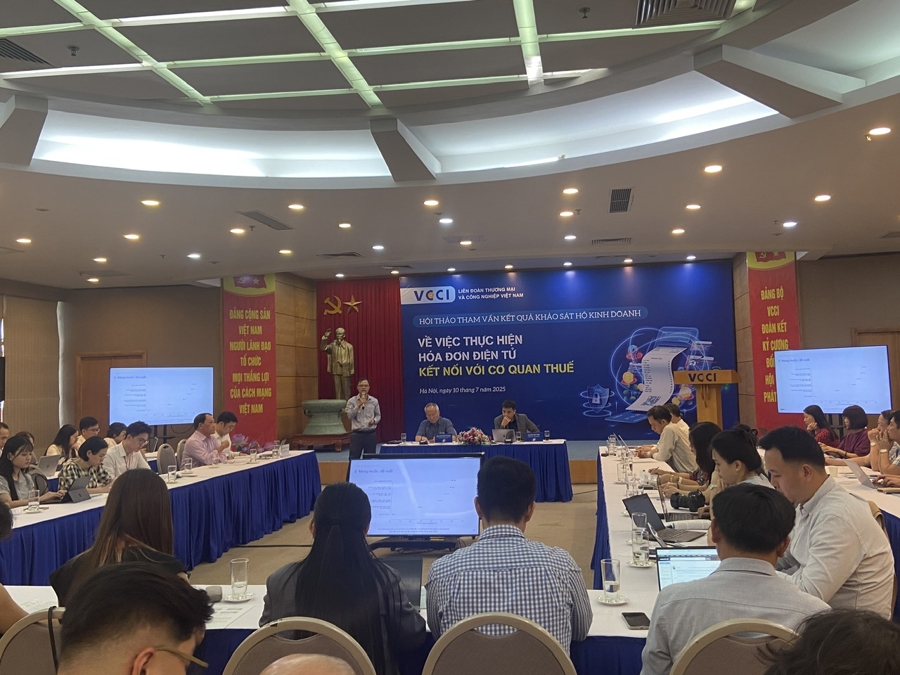 Lo ngại thực hiện hoá đơn điện tử, nhiều hộ kinh doanh lựa chọn giảm quy mô - Ảnh 1