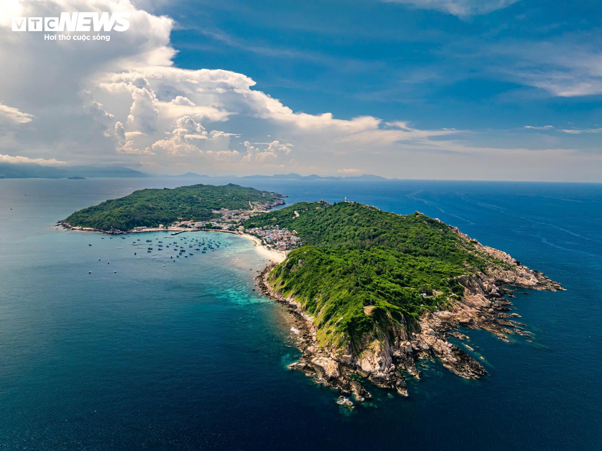 Nếu bạn mệt mỏi nơi thành phố ồn ào, hãy về với làng chài giữa biển Gia Lai - 1