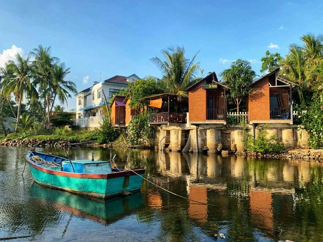 Long Thủy, dòng nước hình rồng ôm lấy làng biển- Ảnh 2.