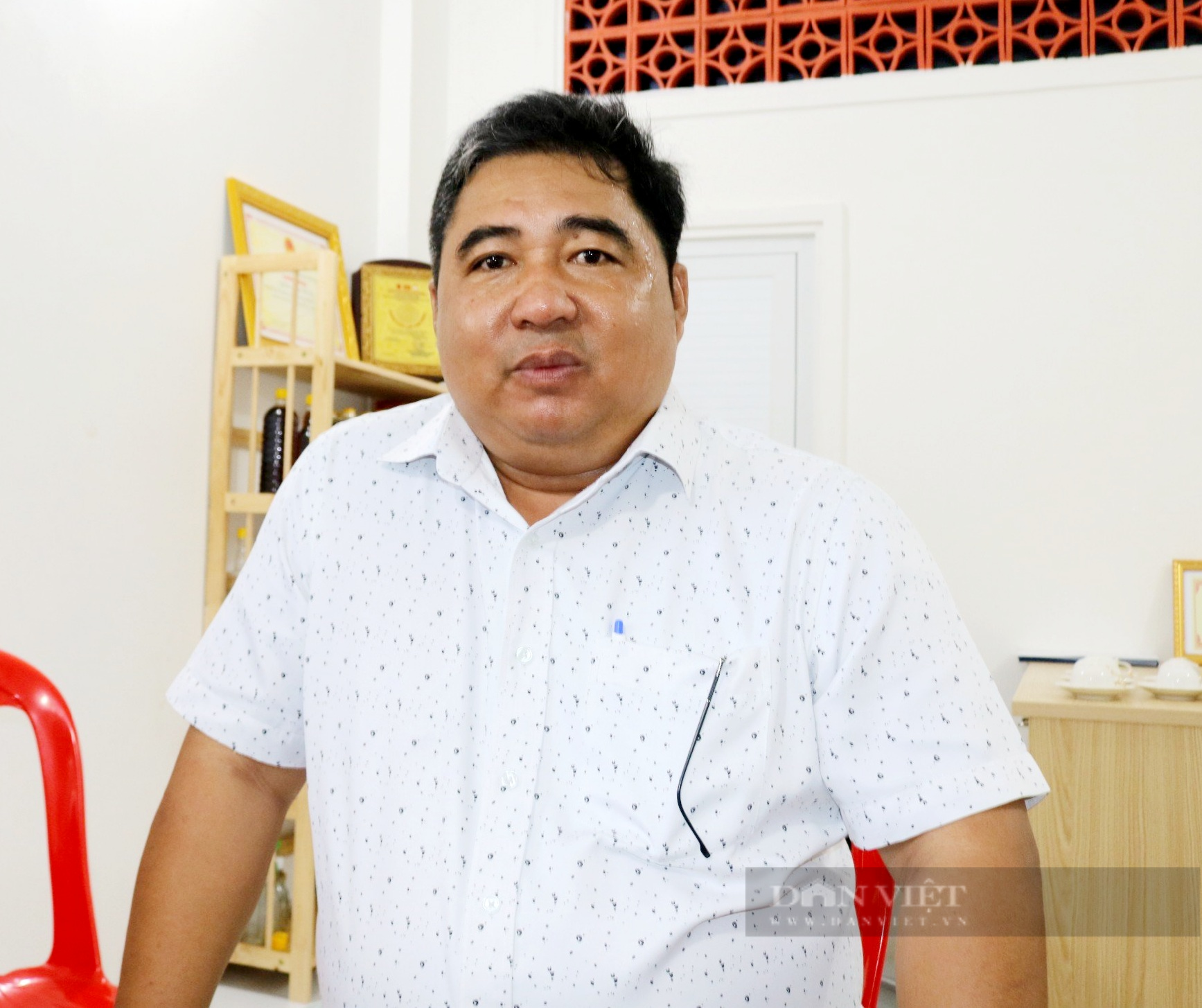 Người đàn ông quyết giữ tinh tuý nước mắm truyền thống Phú Quốc được nhận danh hiệu Nông dân Việt Nam xuất sắc 2023 - Ảnh 2.