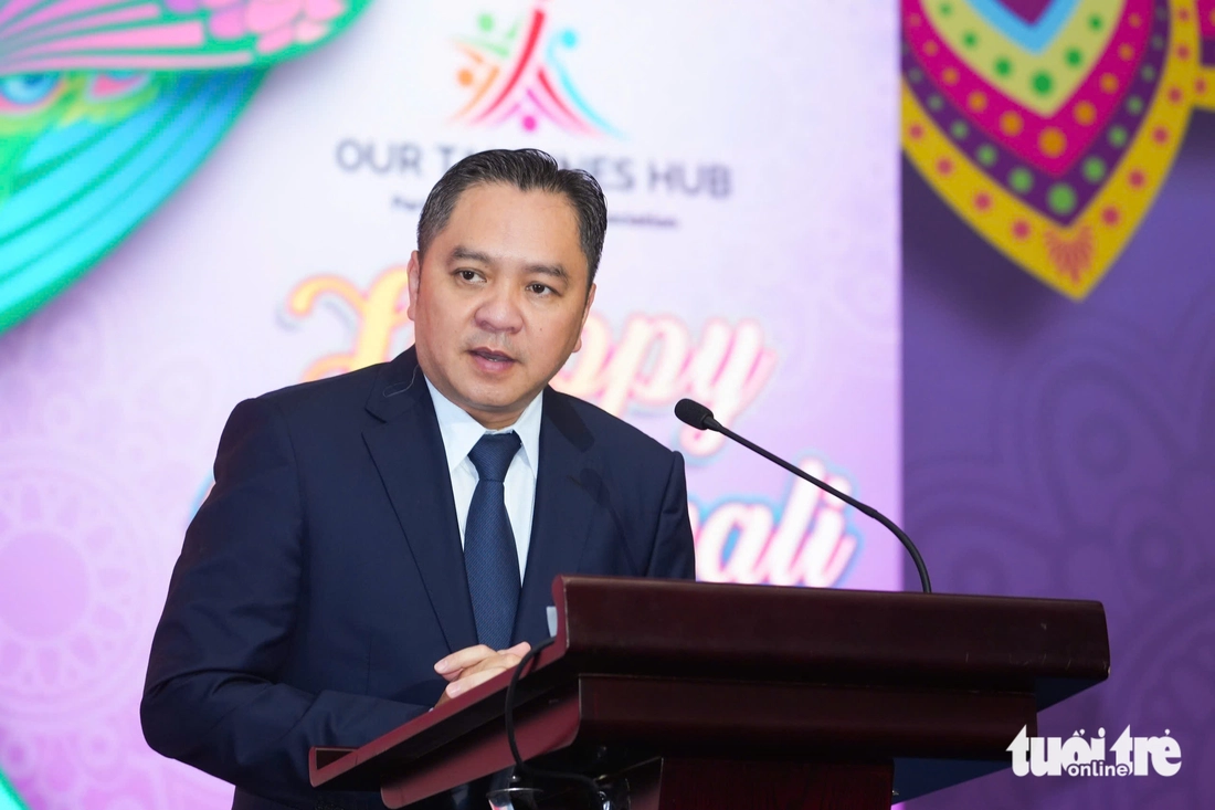 Quốc vụ khanh Bộ Quốc phòng Singapore: Chuyến đi chưa trọn vẹn nếu tôi chưa thưởng thức tô phở ngon - Ảnh 6. Vietnam Phở Festival - Ảnh 7.