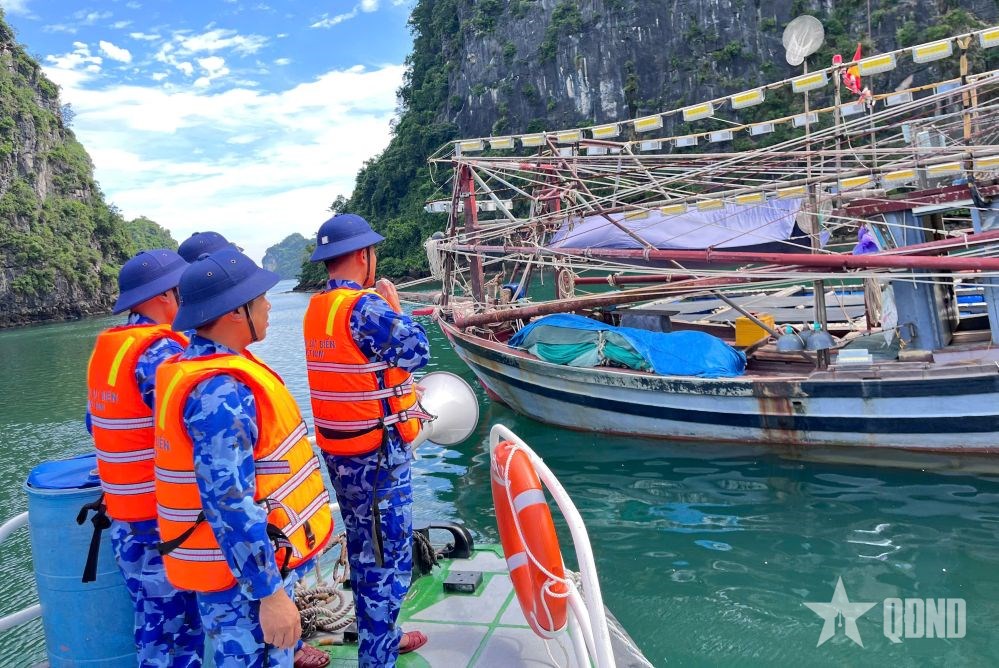 Vùng Cảnh sát biển 1: Sẵn sàng cơ động khi có tình huống trong bão số 11