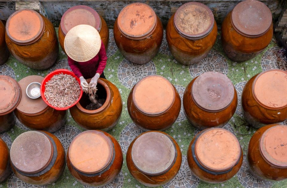 Giọt mắm Nam Ô và câu chuyện từ làng biển trăm năm tuổi