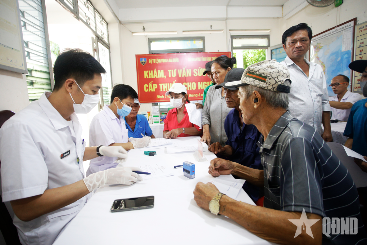 Vùng 4 Hải quân: Điểm tựa vững chắc cho ngư dân