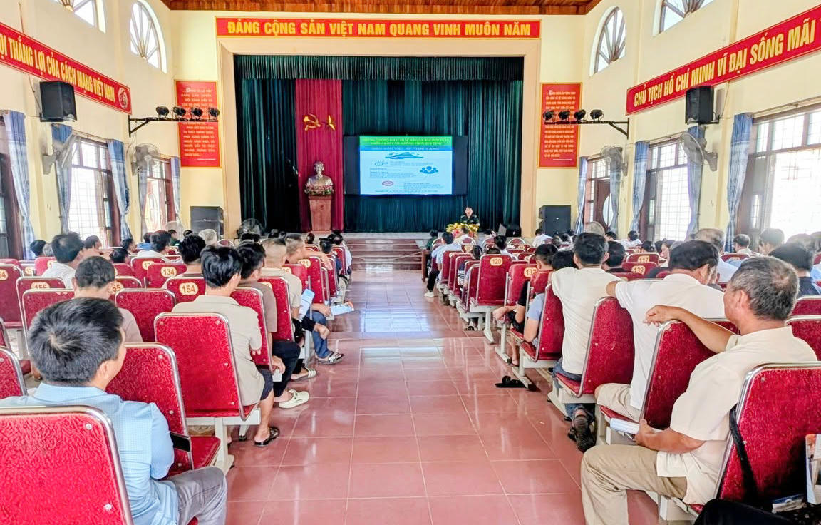 Công tác tuyên truyền phổ biến pháp luật được triển khai đến các ngư dân