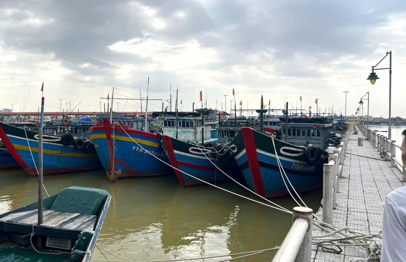 Sau phản ánh của Báo CAND, hàng trăm chuyến biển xa của ngư dân TP Huế được hỗ trợ nhiên liệu -0