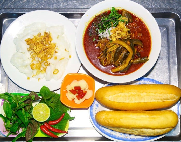 - Ảnh 3. - Ảnh 3.