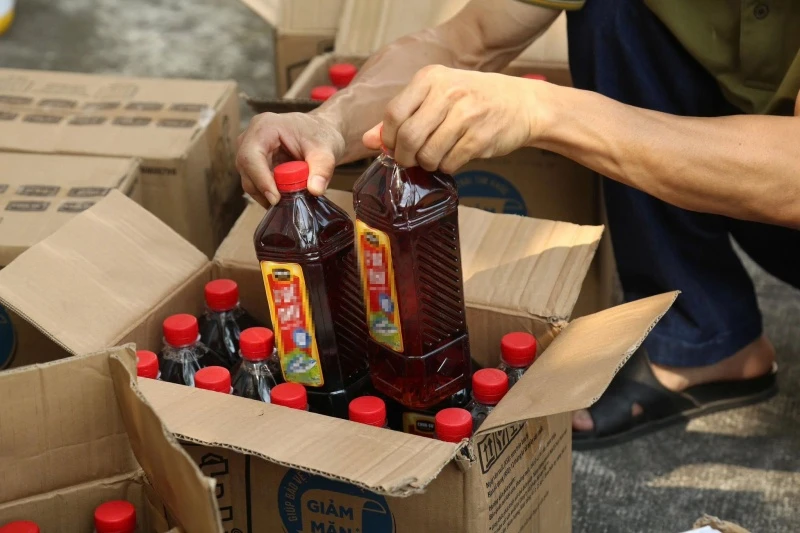 nuoc mam, bot nem, bot ngot gia, Nuoc giat Vi dan, nuoc mam Nam Ngu anh 2