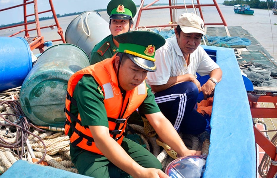 Việc nâng mức phạt kịch trần đối với các hành vi can thiệp, tháo gỡ VMS thể hiện quyết tâm cao độ của Việt Nam trong việc gỡ 'thẻ vàng' EC. Ảnh: Văn Dương.