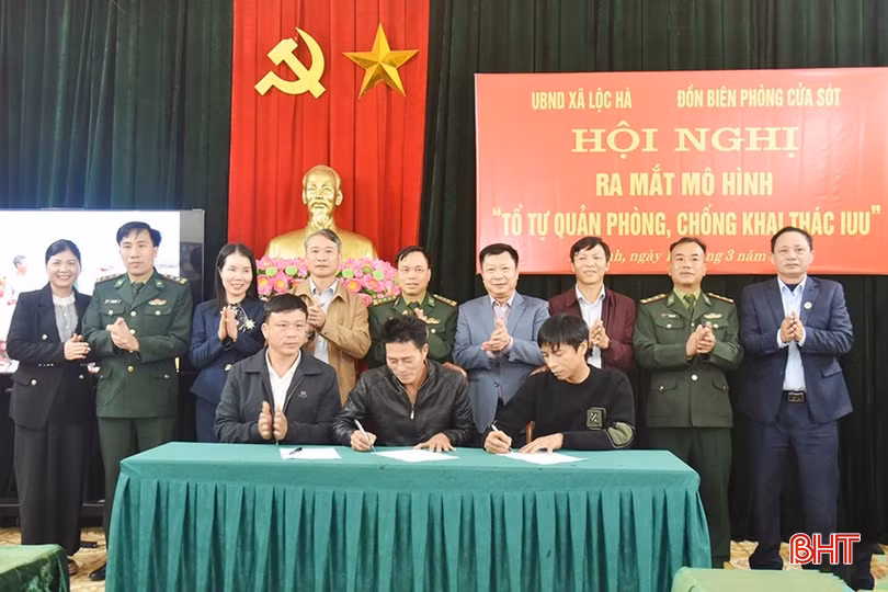 UBND xã Lộc Hà và Đồn Biên phòng Cửa Sót (BĐBP Hà Tĩnh) tổ chức ra mắt mô hình tổ tự quản, tổ tuyên truyền và Ban Chỉ đạo đấu tranh chống khai thác IUU trên địa bàn xã. bqbht_br_bqbht-br-dsc7819copy.jpg