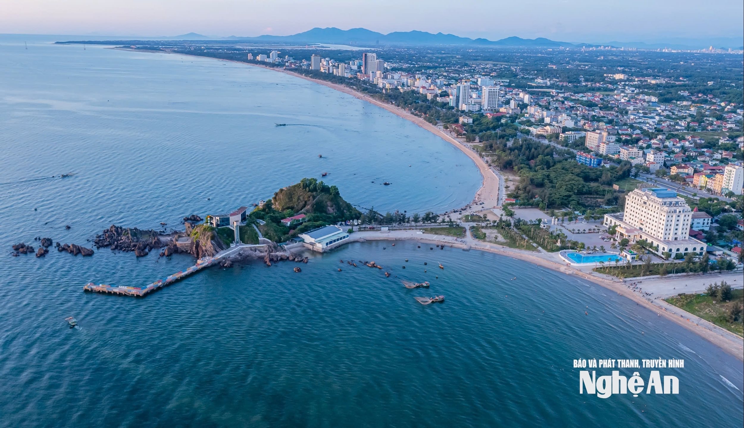 Một góc biển Cửa Lò. Ảnh tư liệu: Quốc Đàn