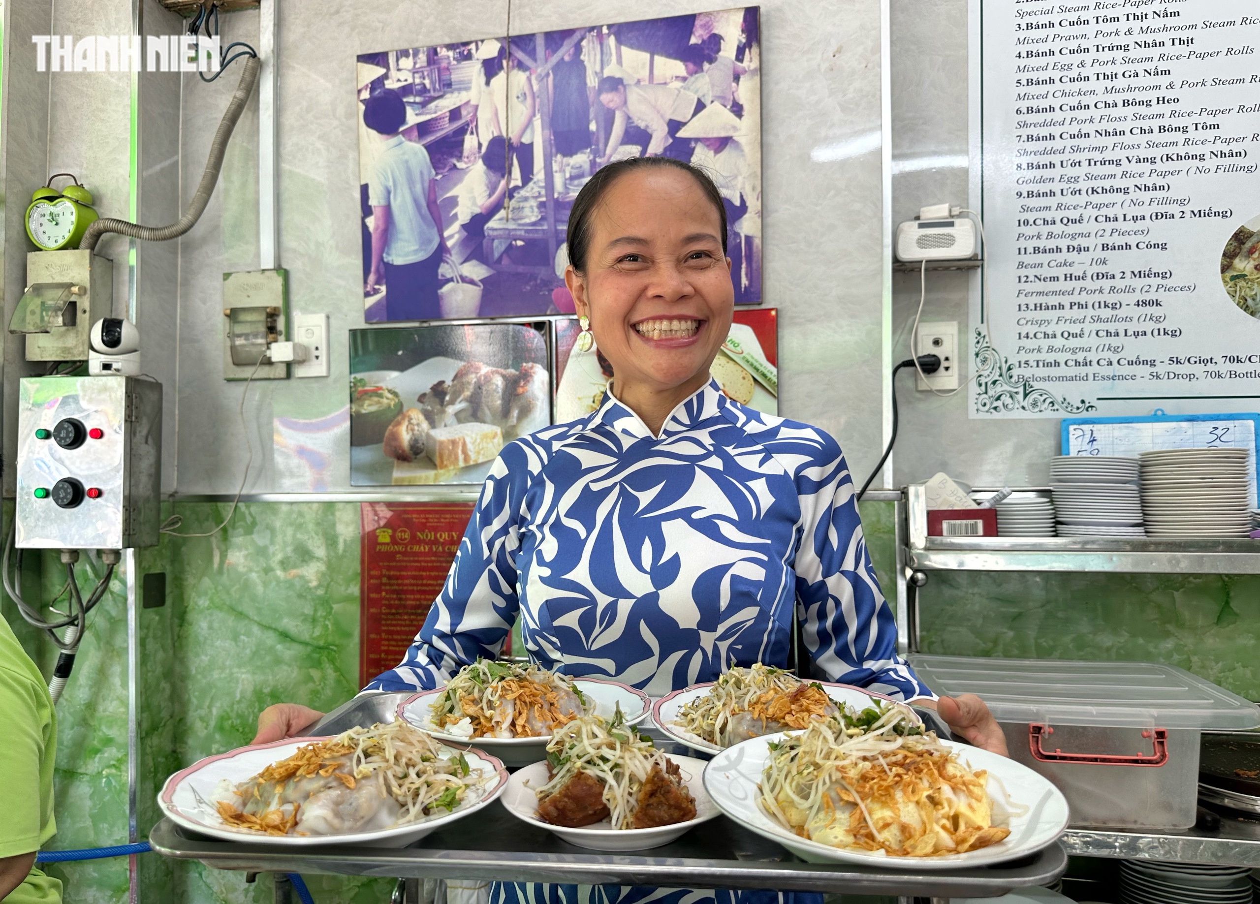 Quán bánh cuốn Michelin ở trung tâm TP.HCM: Thâm niên 65 năm, bà chủ có thói quen đặc biệt- Ảnh 1.