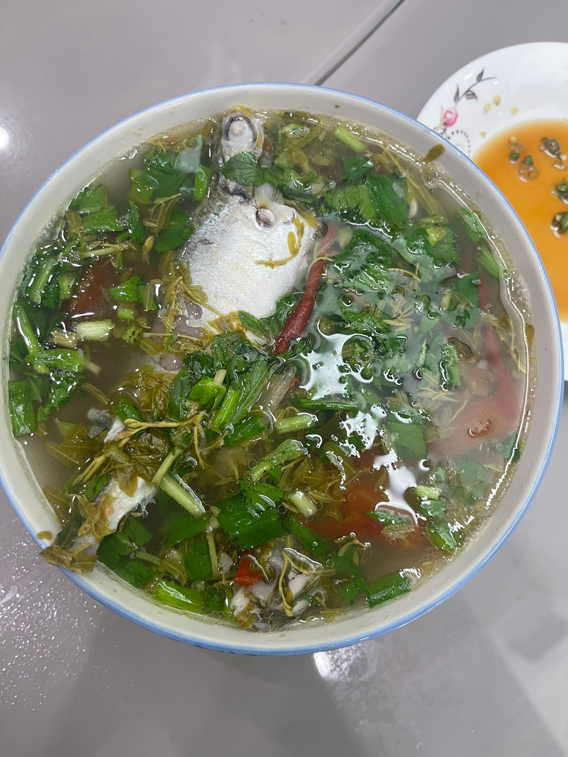 cá nục lá me
