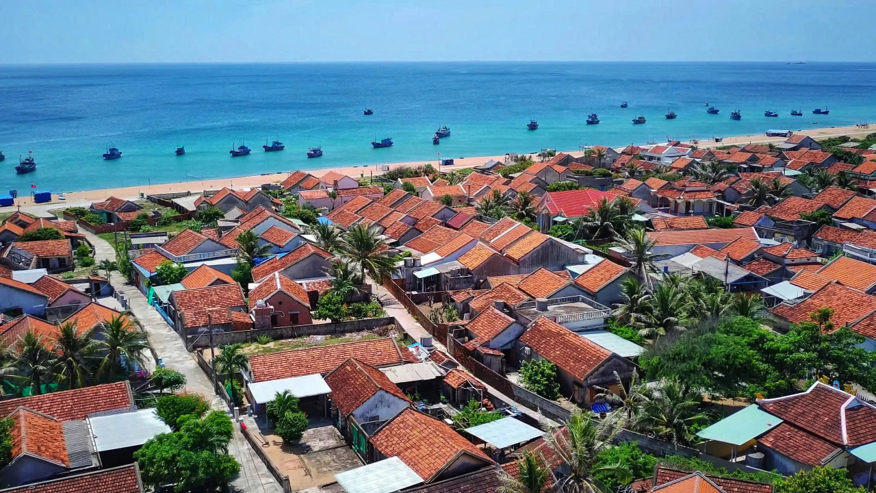 Phát hiện làng chài 400 năm ở Đắk Lắk mang tên cái lò hấp cá, đang tranh danh hiệu Làng du lịch tốt nhất thế giới của Liên Hợp Quốc- Ảnh 1. Phát hiện làng chài 400 năm ở Đắk Lắk mang tên cái lò hấp cá, đang tranh danh hiệu Làng du lịch tốt nhất thế giới của Liên Hợp Quốc- Ảnh 1.